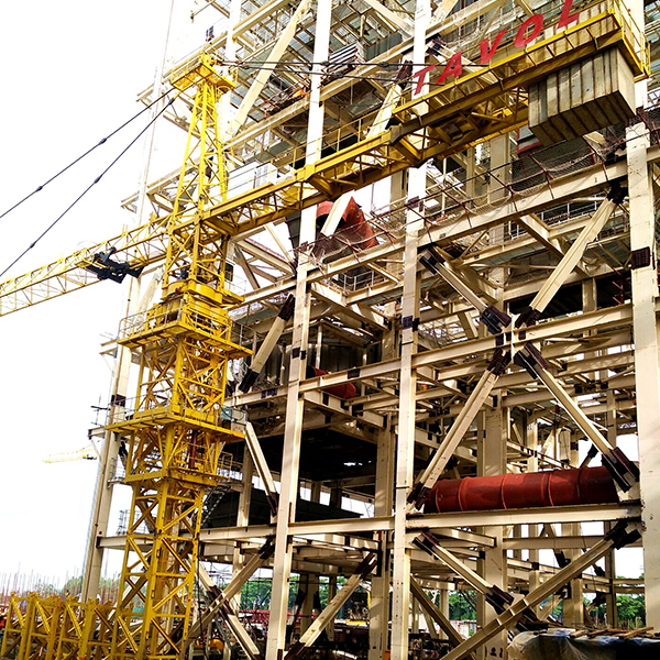 Grue à tour de construction QTZ250(7030) de 16 tonnes