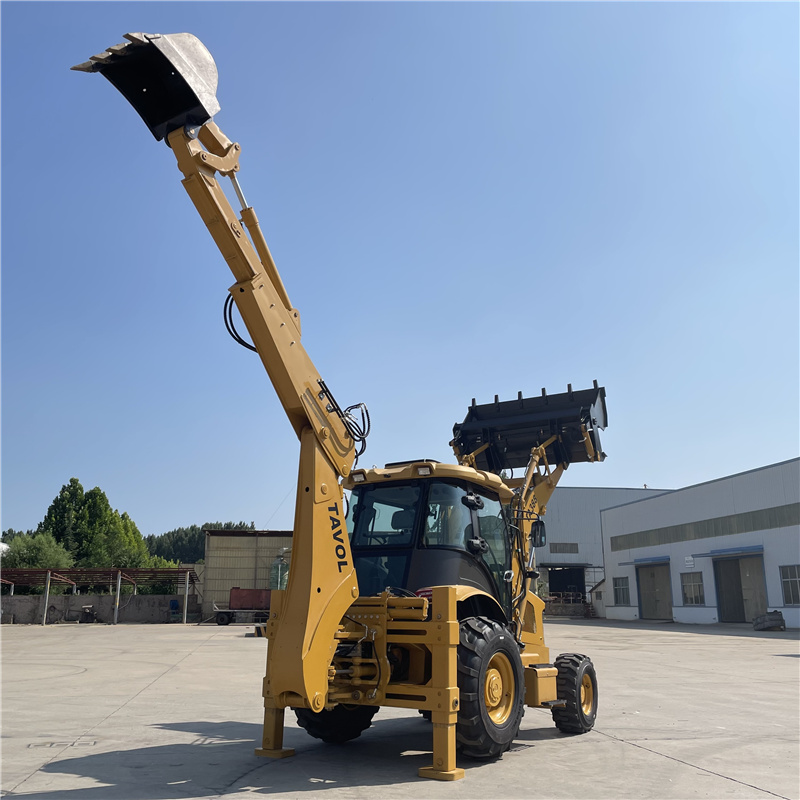 TA388 388 H chargeur de rétrocaveuse multi-fonctionnel en service